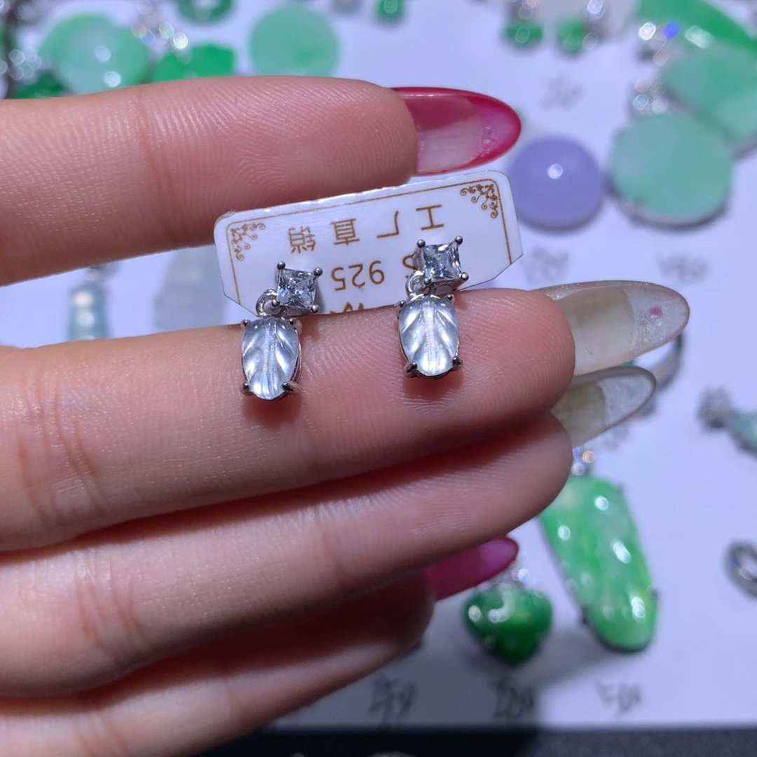 翡翠银S925镶嵌颈饰一对叶子