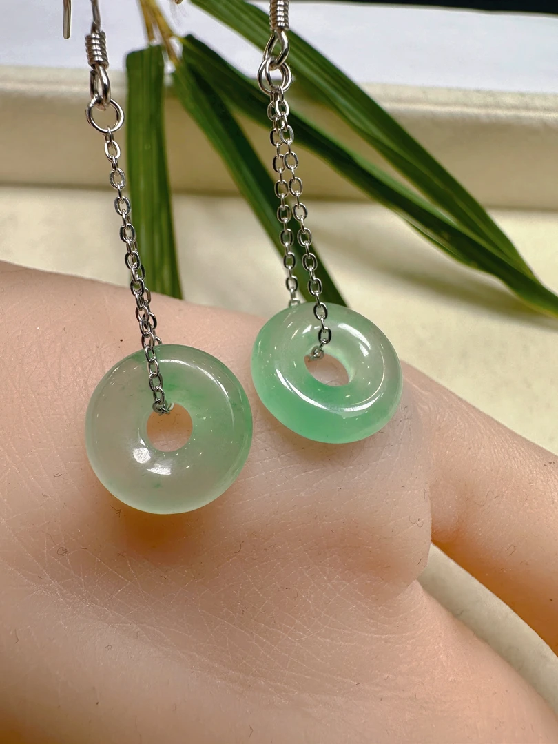 冰美人非洲翠，镶嵌成品耳钩流苏款（拍下随机发货）