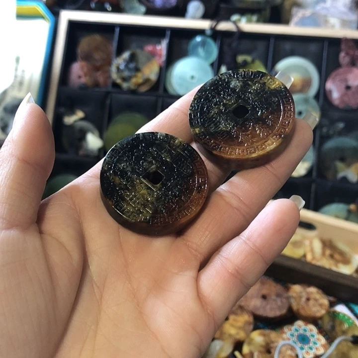 岫玉未镶嵌岫玉挂件
