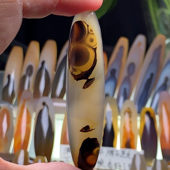 玛瑙/玉髓颈饰未镶嵌82