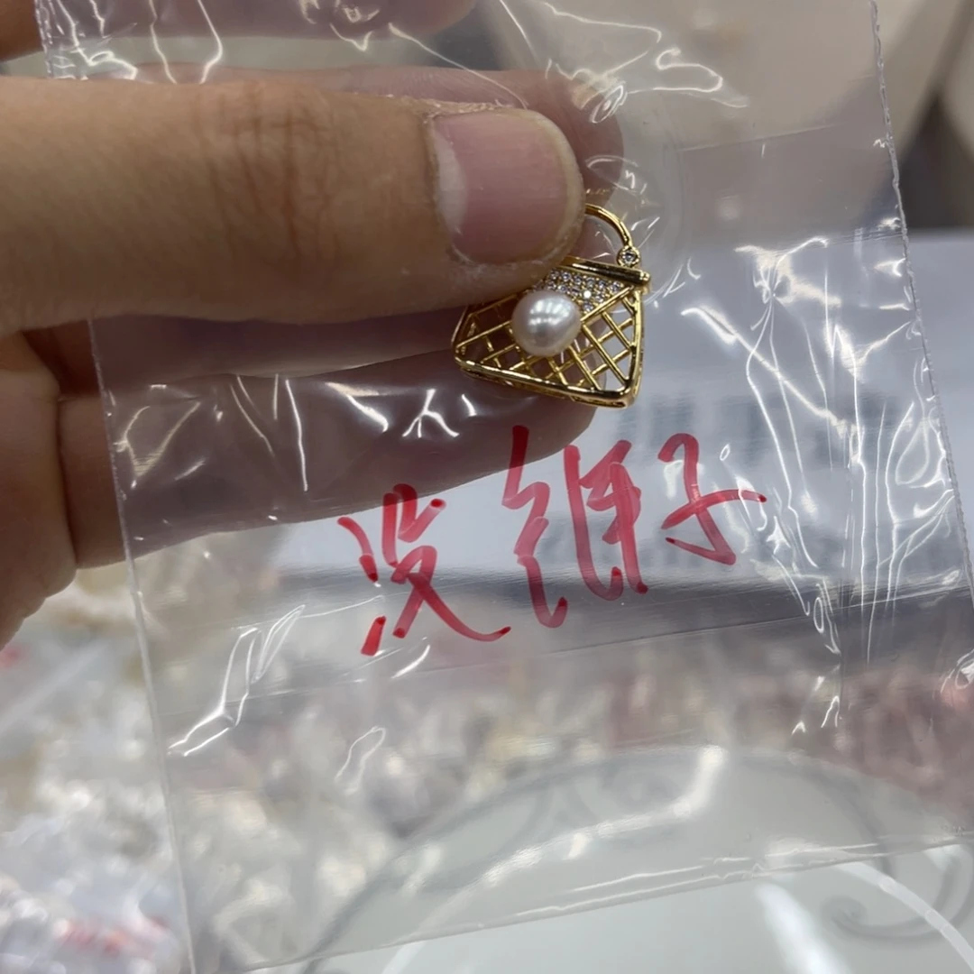 淡水珍珠合金颈饰02412