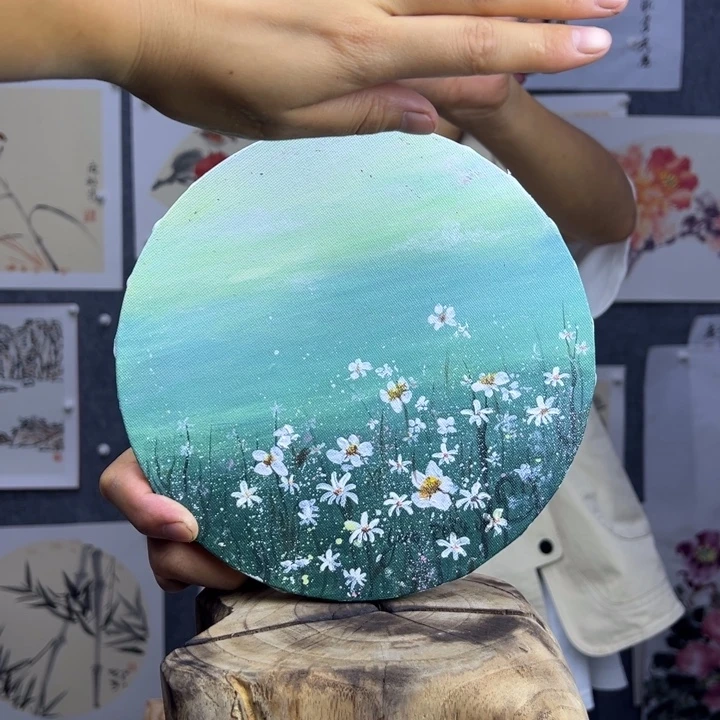 国画小雏菊花海【20直径】送框