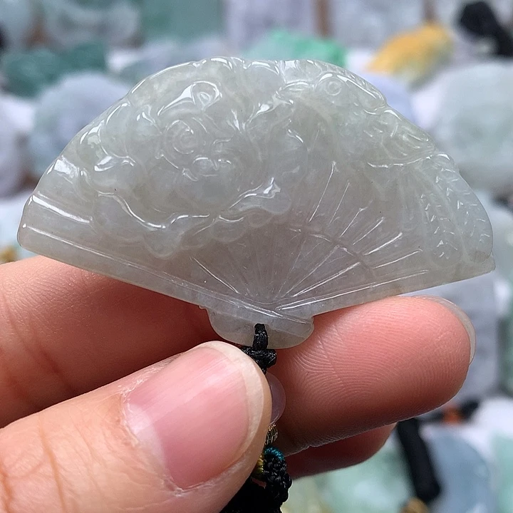 翡翠未镶嵌颈饰鸟语花香善解人意福利