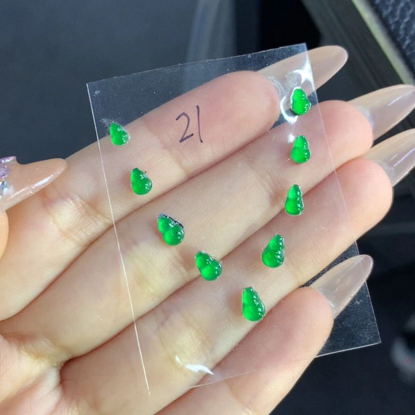 【闪购商品】翡翠吊坠(不含链)未镶嵌