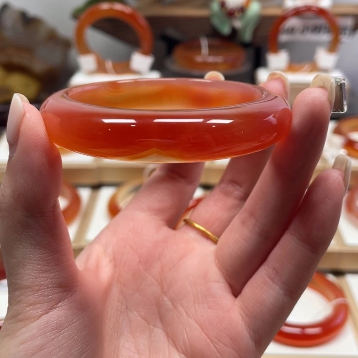 玛瑙/玉髓未镶嵌手镯