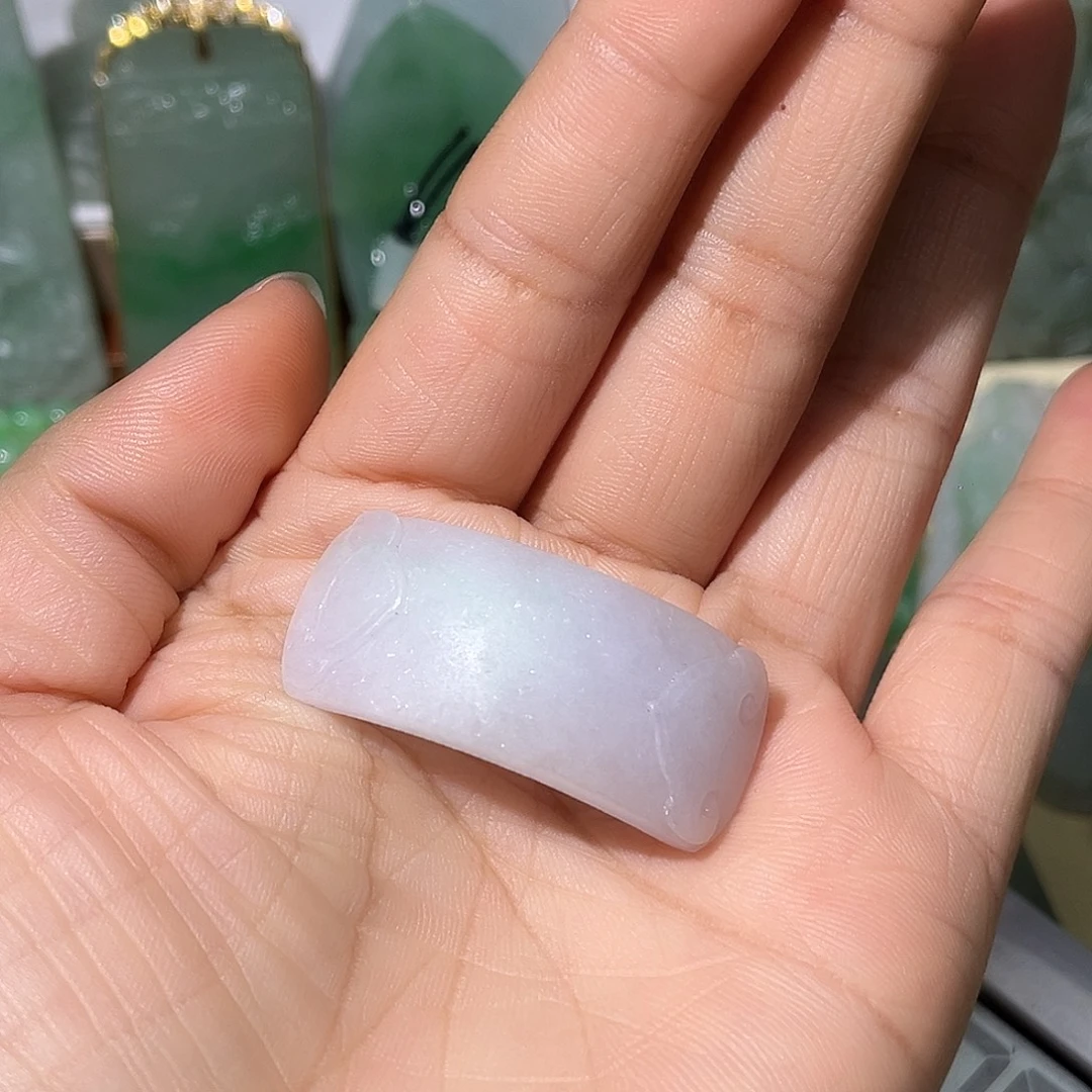 陈***米定制翡翠未镶嵌天然翡翠