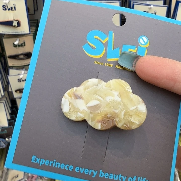 铁合金皮质黄色云朵鸭嘴10