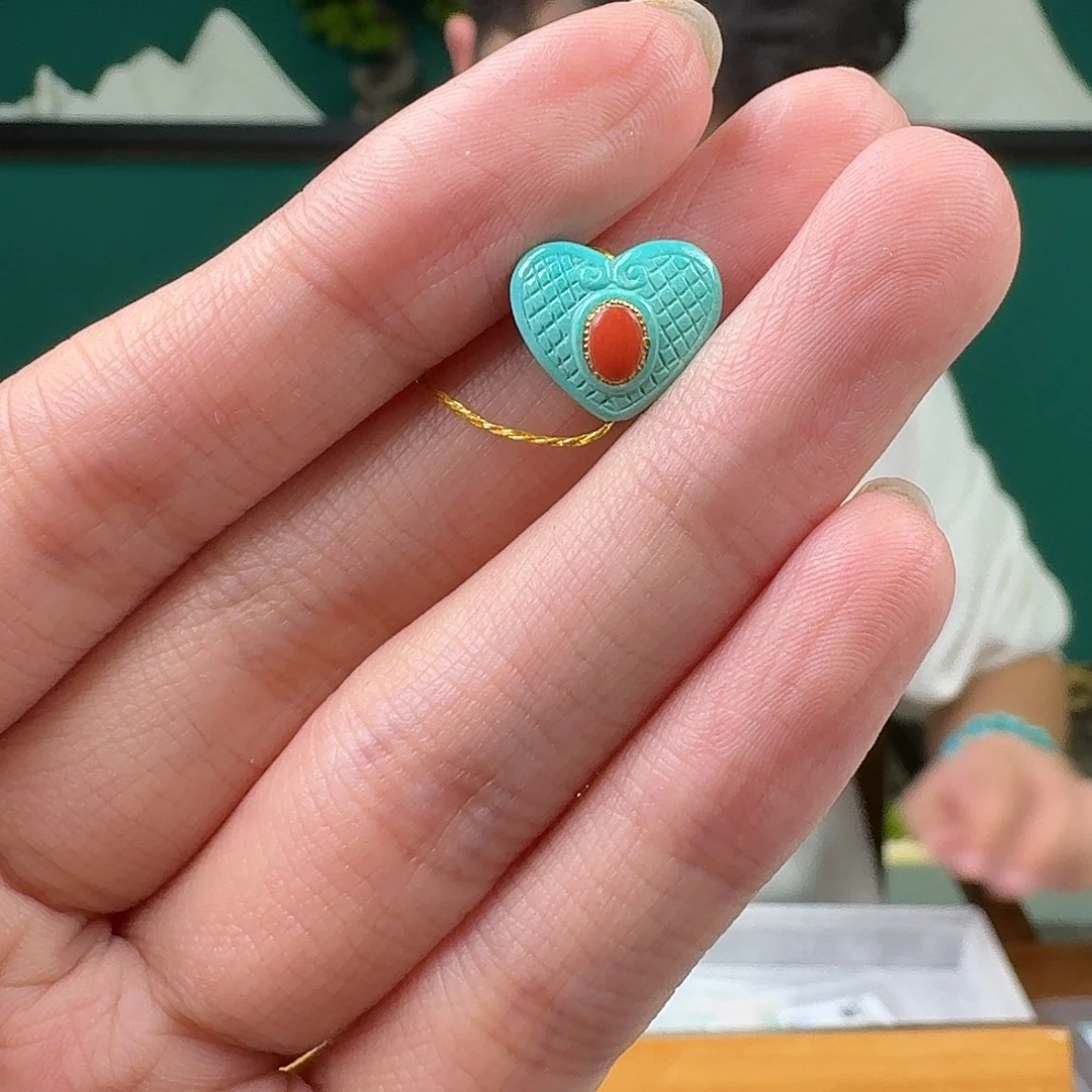 绿松石未镶嵌珠宝奇石