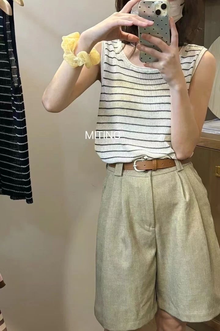 时尚条纹夏款小背心
