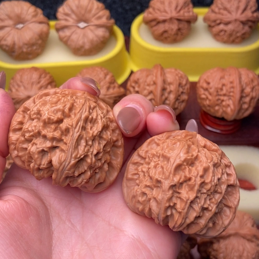 ꧁***꧂把件文玩核桃46白狮子