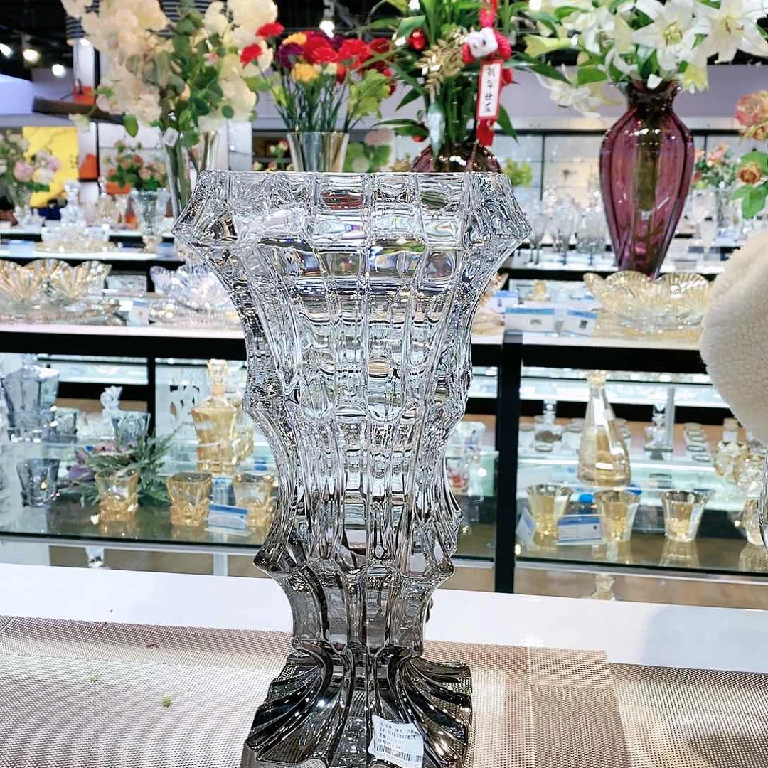 水晶玻璃无手柄款新款烟灰脚花瓶