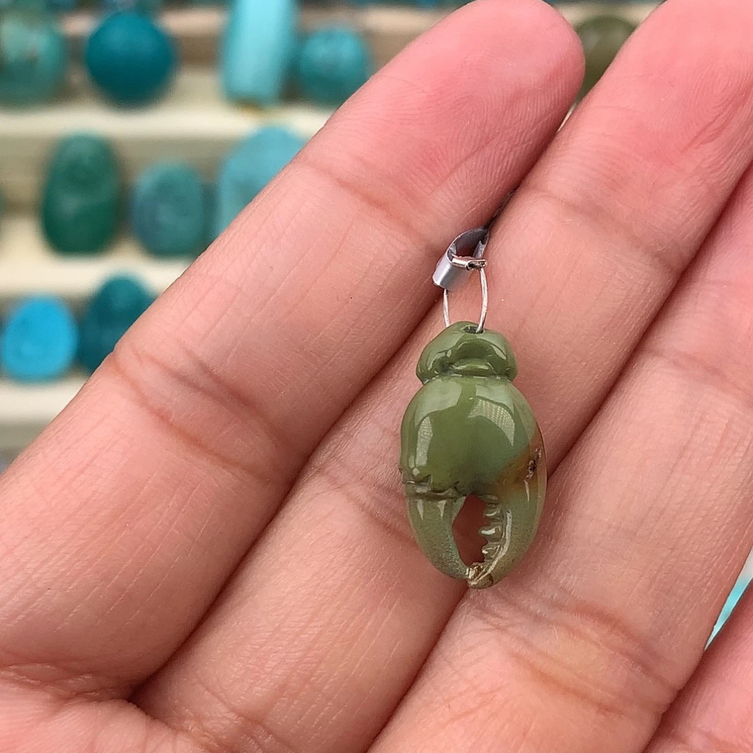 绿松石未镶嵌珠宝奇石