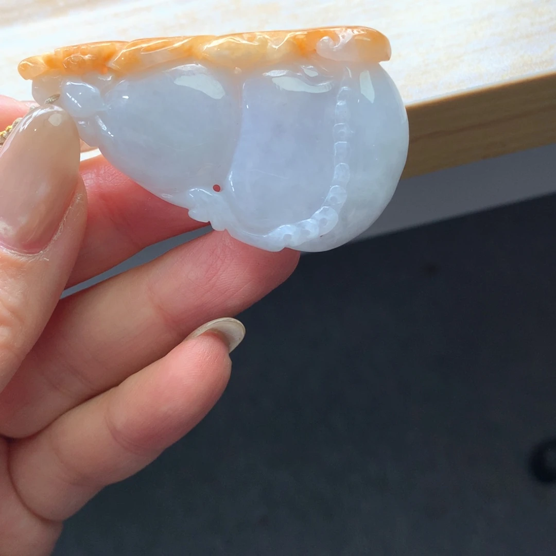 翡翠未镶嵌颈饰吊坠