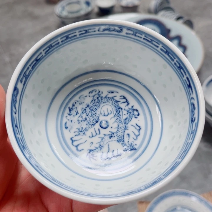 青花玲珑4.5寸小饭碗龙纹60年代