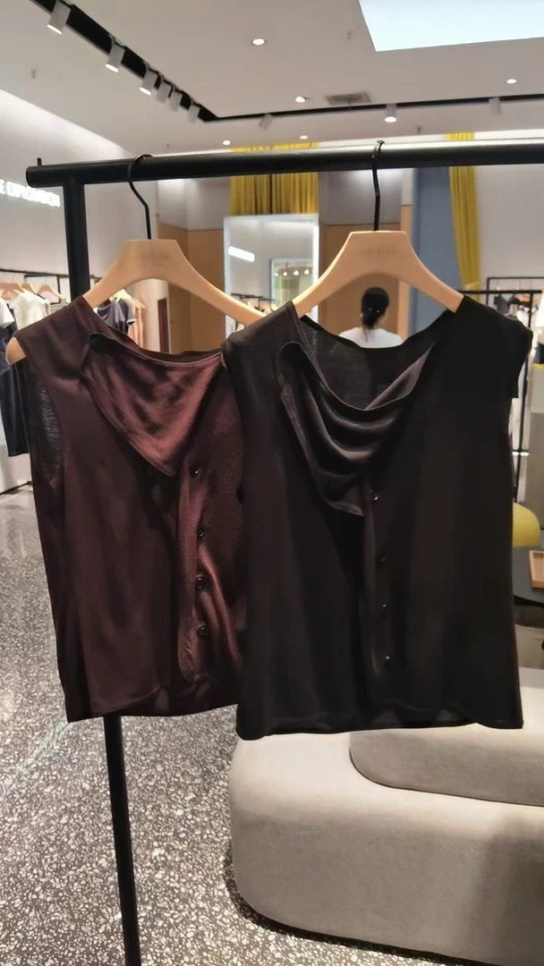 艾家 2025 新款 洋气百搭设计师款显瘦上衣8137