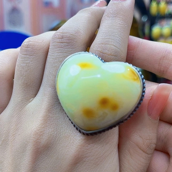 蜜蜡银S925镶嵌裸石戒指