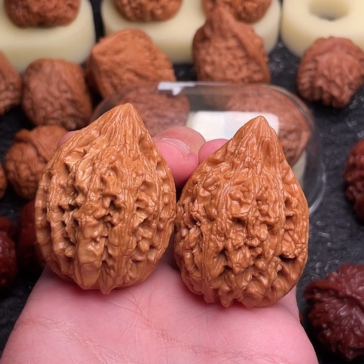 文玩核桃吊坠大沽石