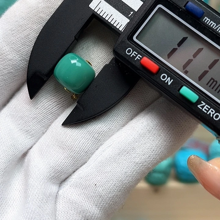 绿松石珠宝未镶嵌