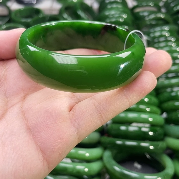 未镶嵌手镯和田玉（碧玉）