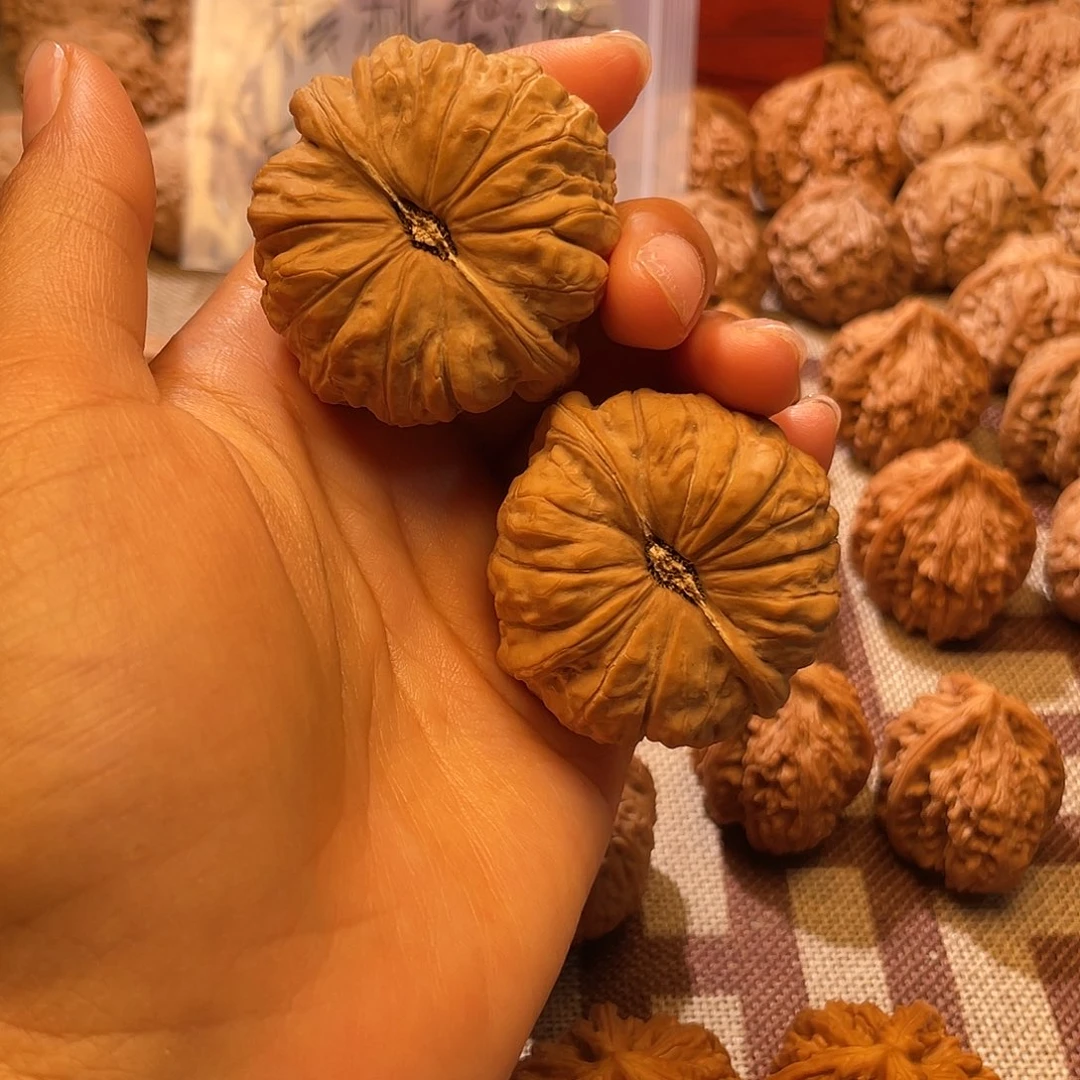 文玩核桃把件南瓜墩