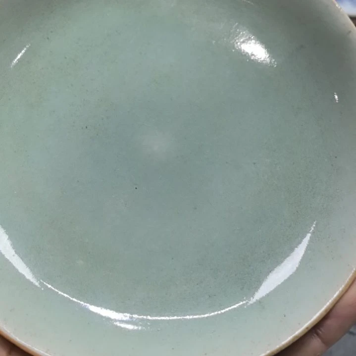 陶瓷空*豆青釉盘子一只一只