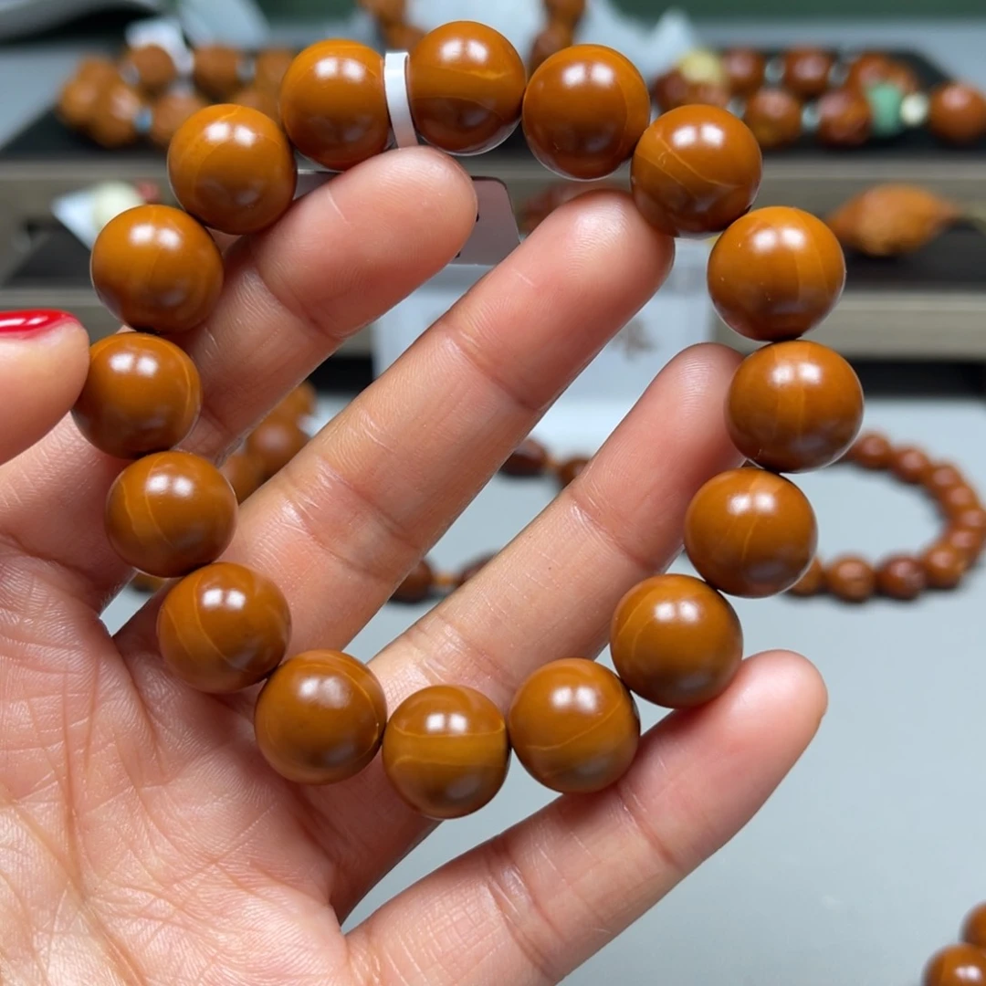 吊坠橄榄核正圆铁核1.35