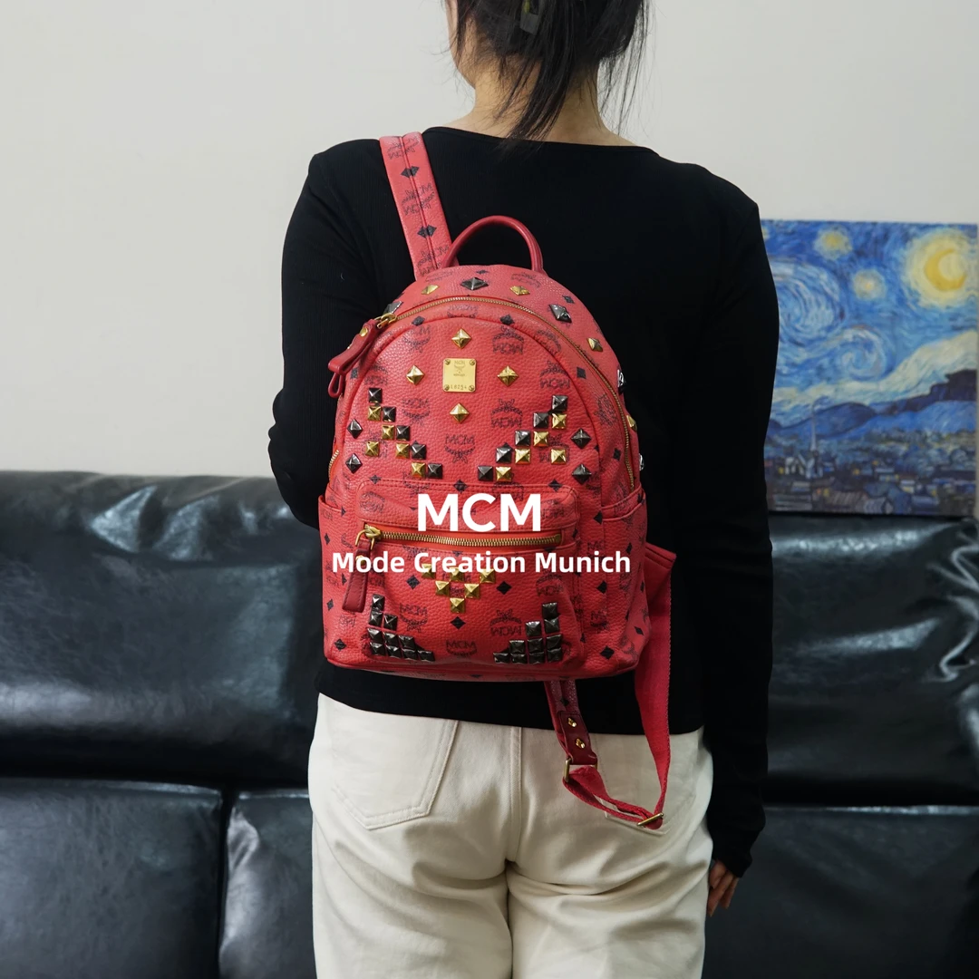 95新 MCM 红色双肩包/F4BB09523024/3024