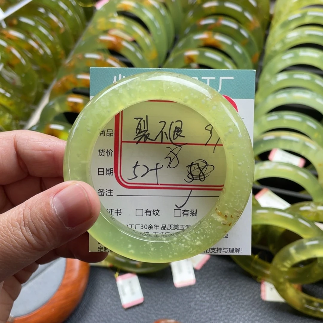 未镶嵌蛇纹石玉手镯有裂手镯特价不退不换