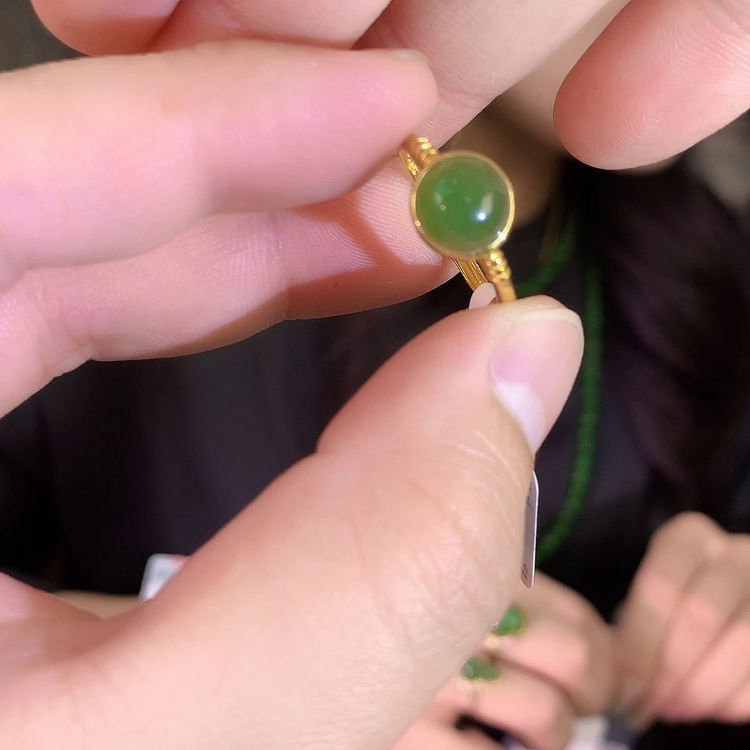 颈饰银S925镶嵌和田玉（碧玉）戒指