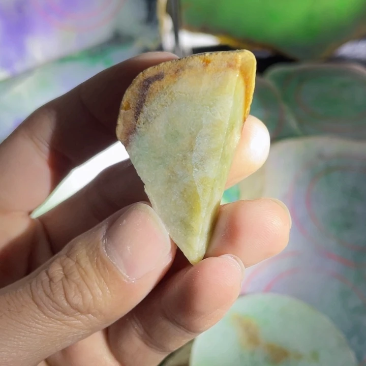 翡翠未镶嵌挂件片料