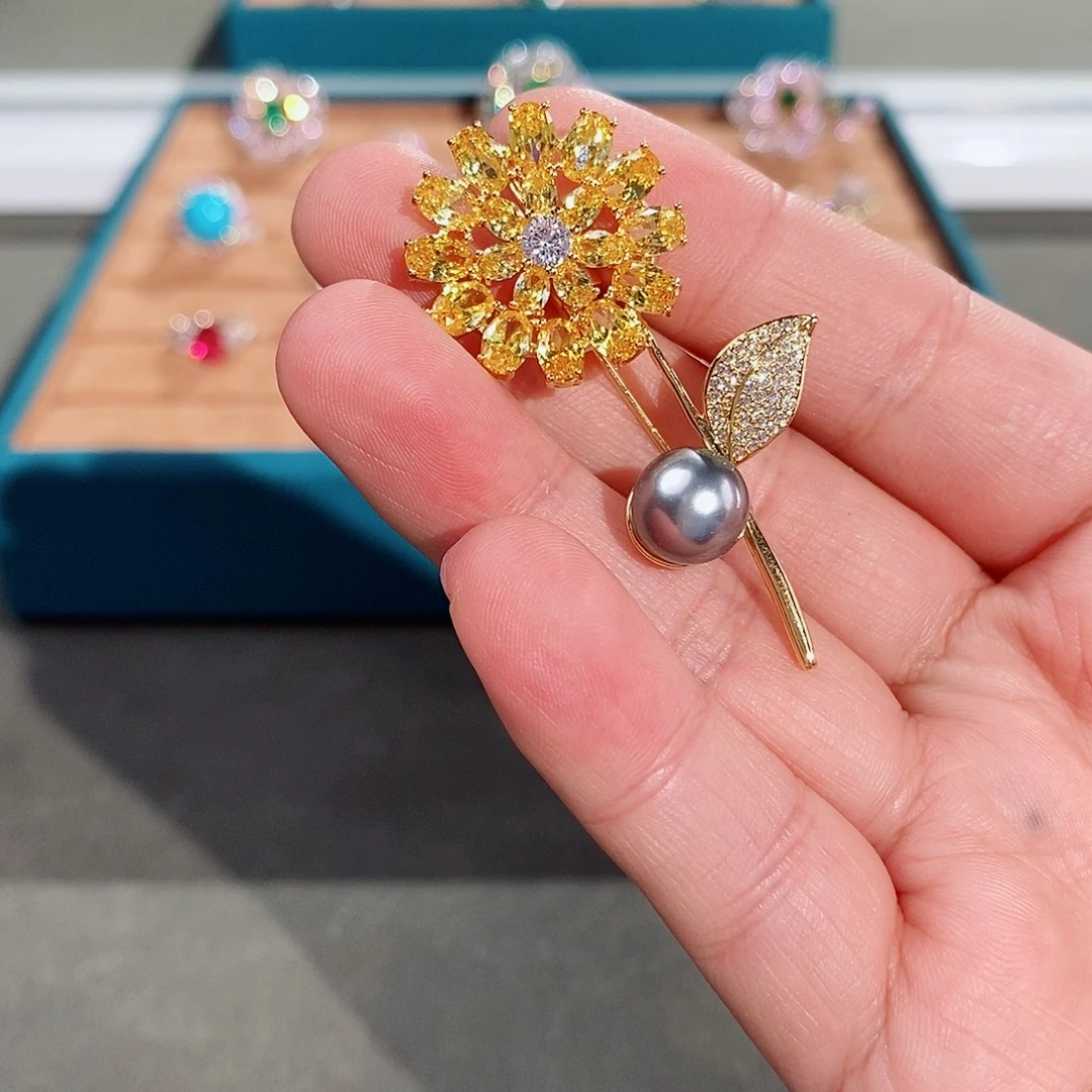 K***5海水珍珠胸针合金