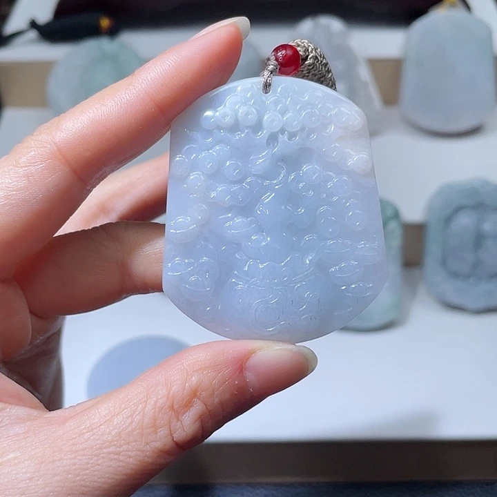 翡翠未镶嵌颈饰翡翠39