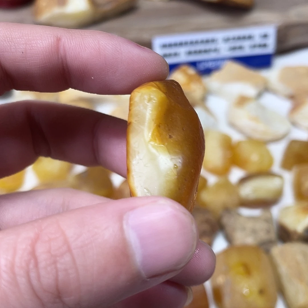定制琥珀未镶嵌原矿琥珀