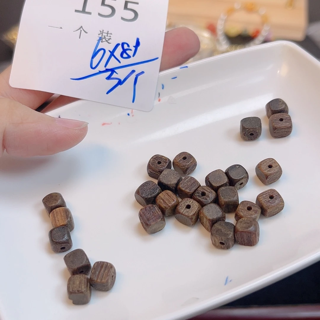 水晶珠宝半成品未镶嵌155 。