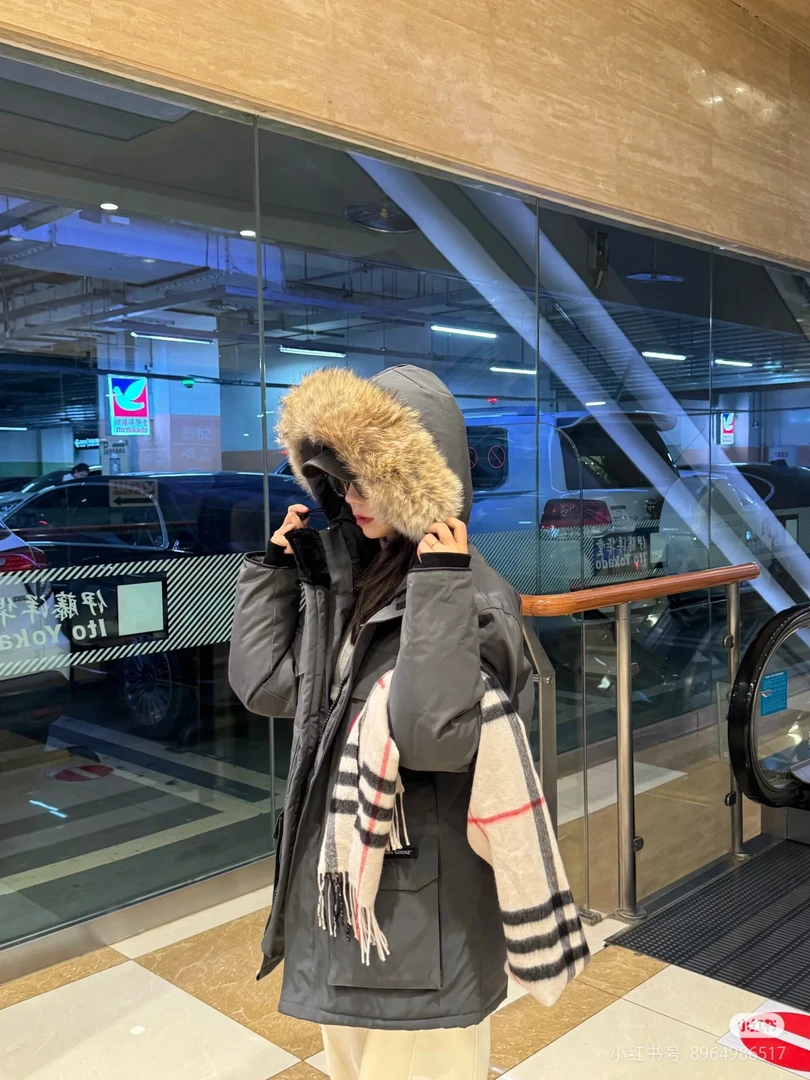 2025外贸新款【男女同款】【运费险】时尚同款连帽毛领羽绒服户外冬季