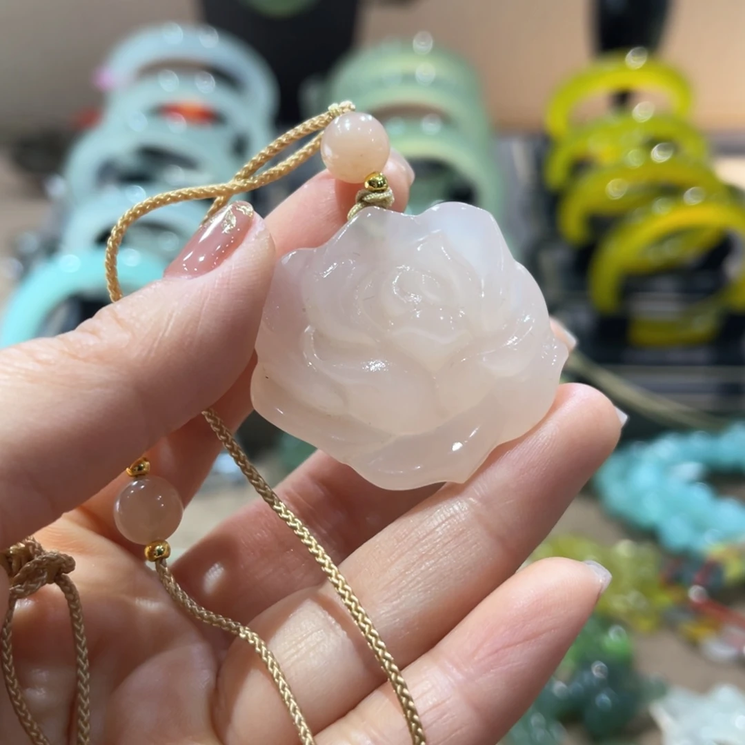 蛇纹石玉手镯未镶嵌手镯