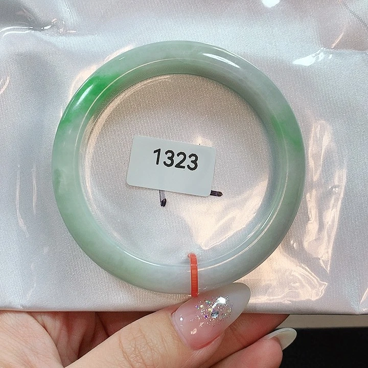 翡翠手镯未镶嵌天然翡翠手镯56