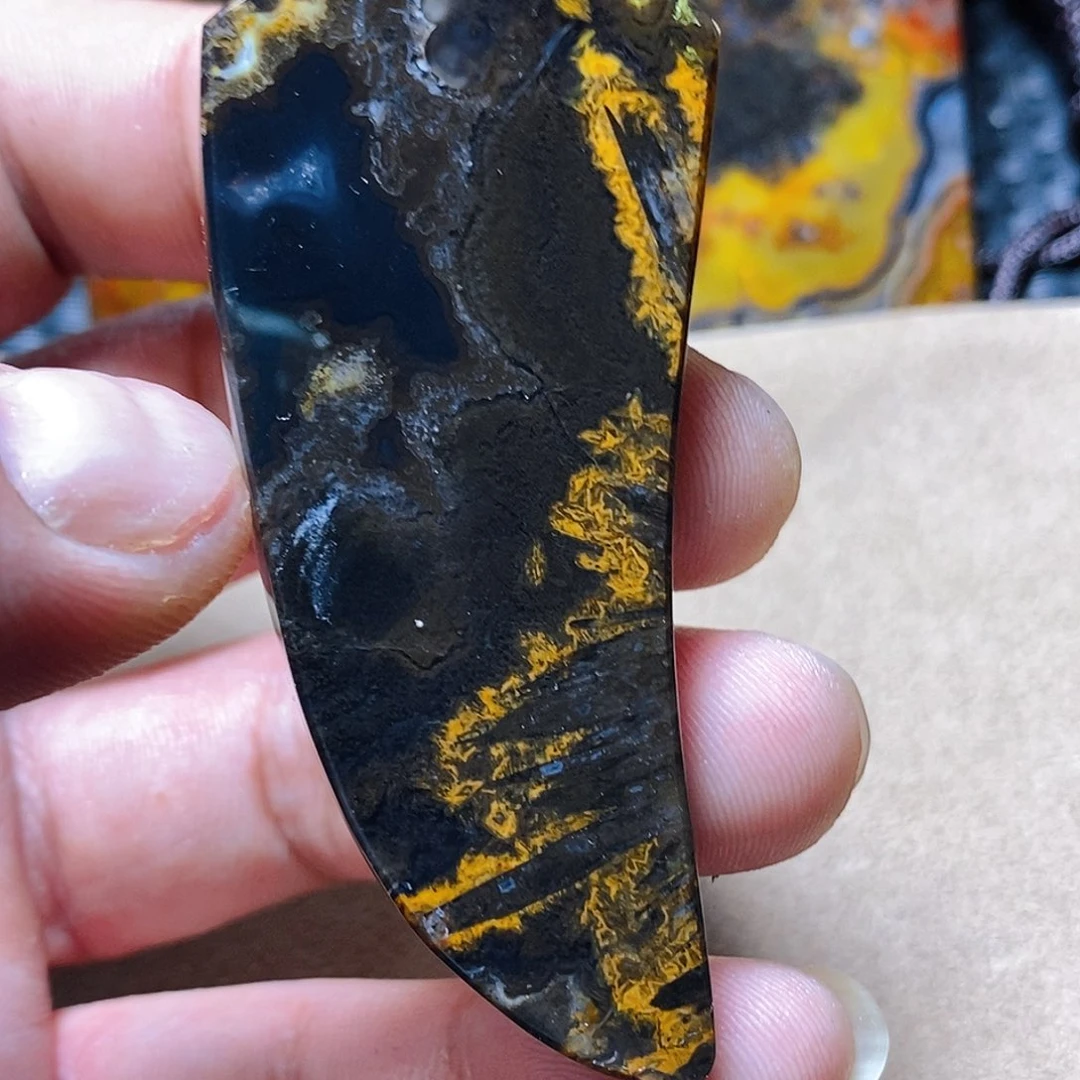 玛瑙/玉髓颈饰未镶嵌绿***湾