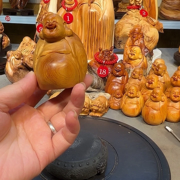 柏木太行崖柏弥勒佛