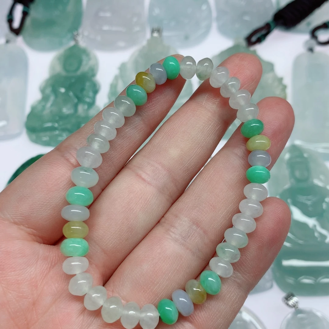 翡翠未镶嵌挂件女神手串