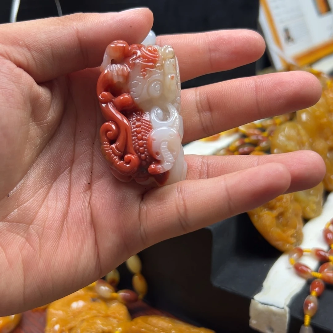 石英质玉（黄龙玉）未镶嵌多样性发货，发其一