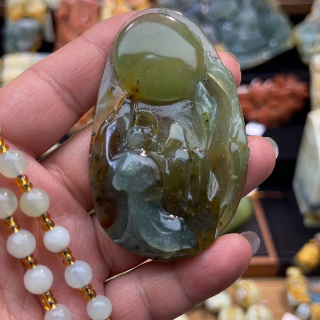 蛇纹石玉未镶嵌吊坠(赠链)