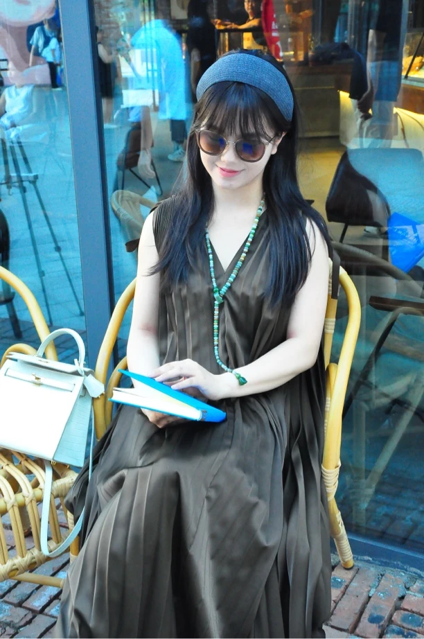 波西米亚。和田玉平安扣长款项链。波西米亚风格。百搭时尚。