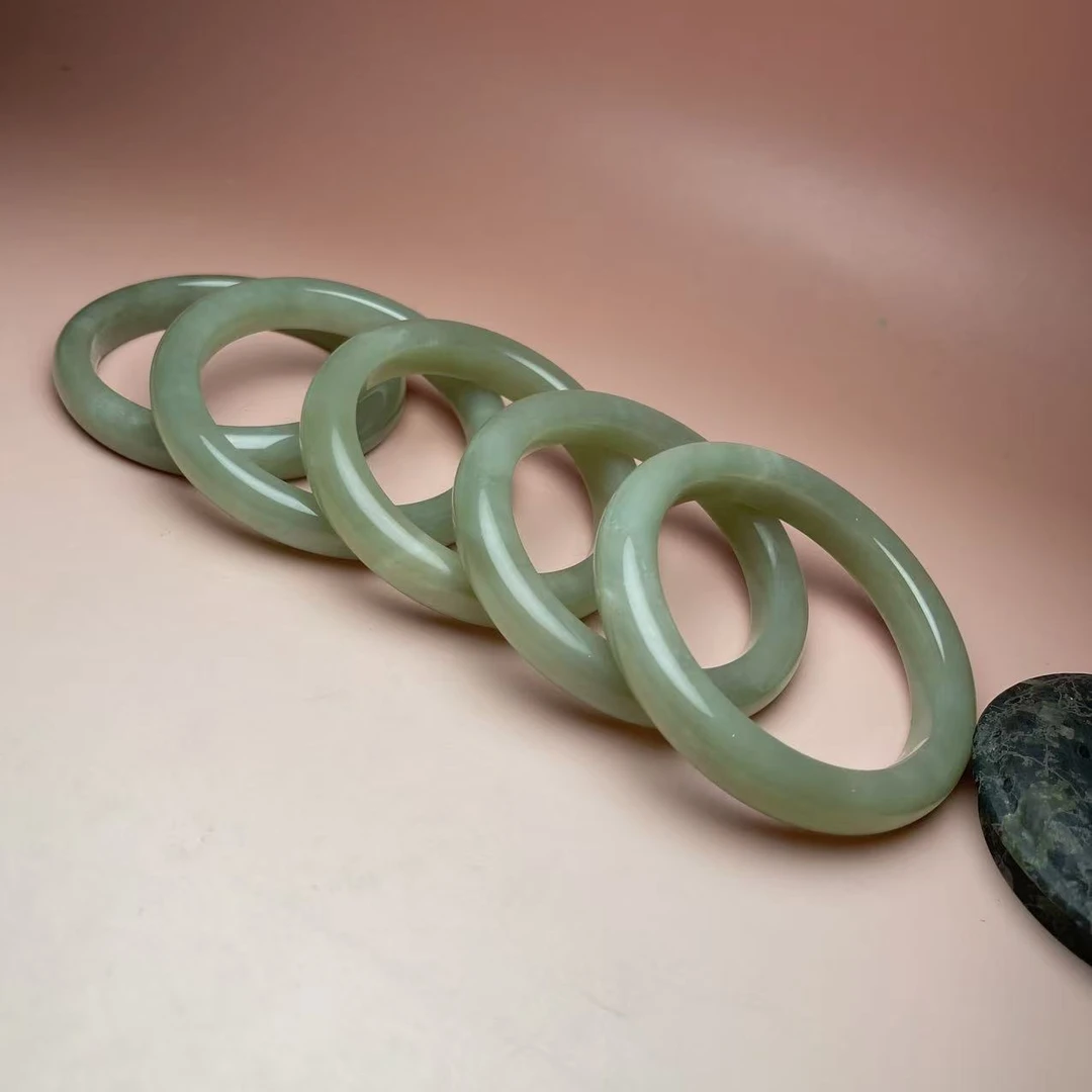 【矿姐珠宝】DM和田玉手镯微瑕多样性发货拍一发一54-62