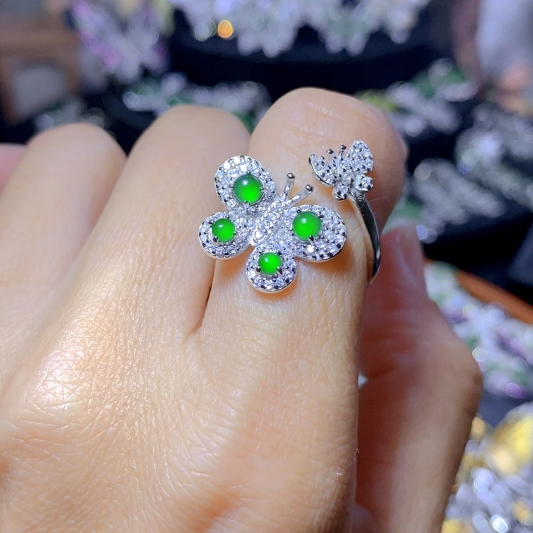 翡翠颈饰银S925镶嵌天然翡翠