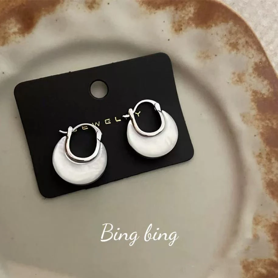 铜合金耳饰 【法式耳扣】流光溢彩复古高端气质简约耳钉 A187