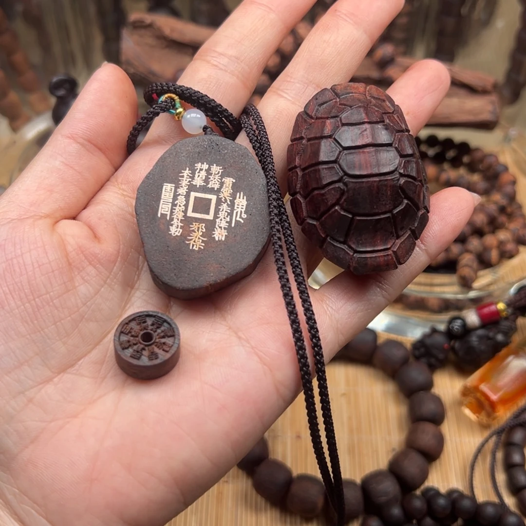 ****吃降真香无事牌山鬼小，富甲，大山鬼牌子