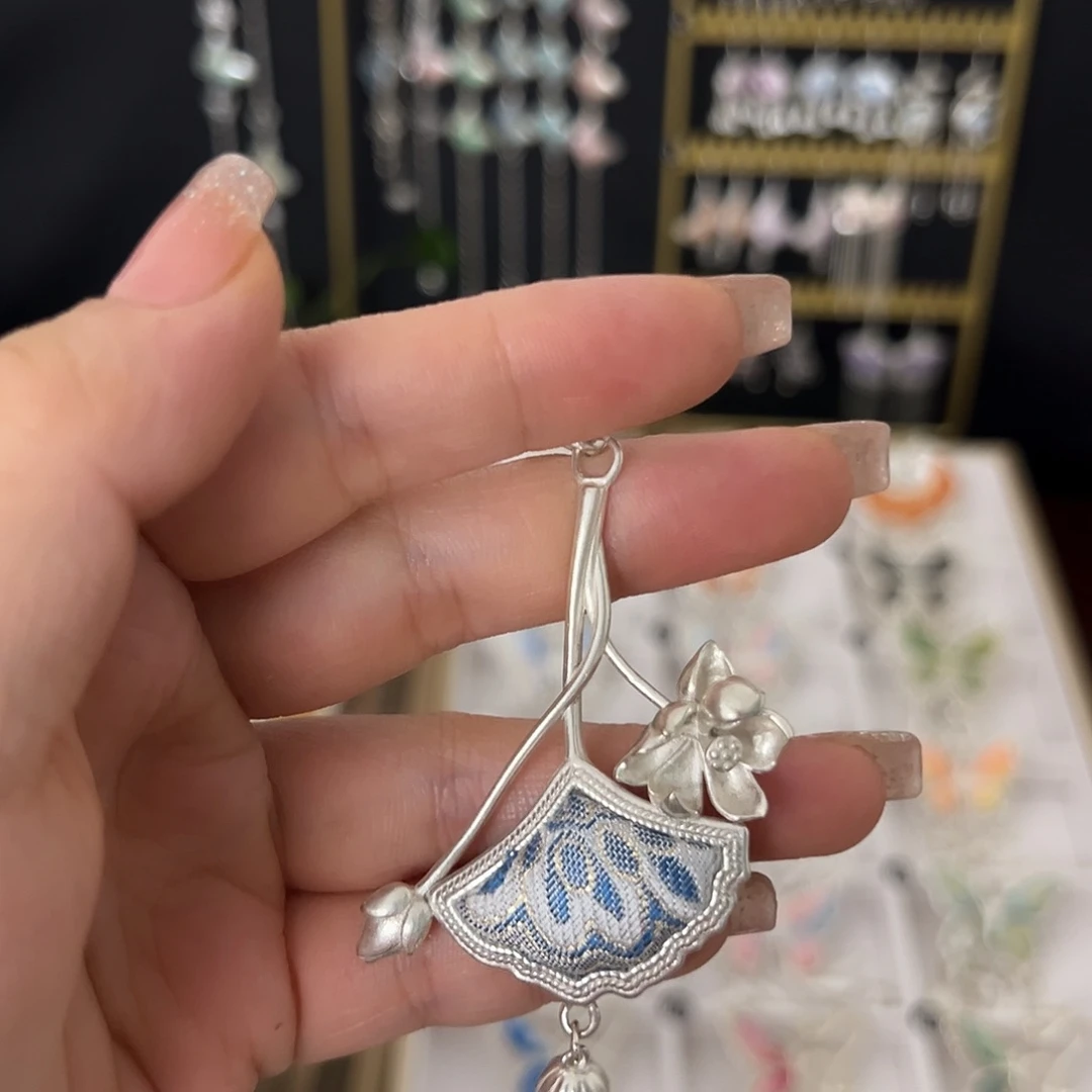 苗绣纯手工吊坠项链