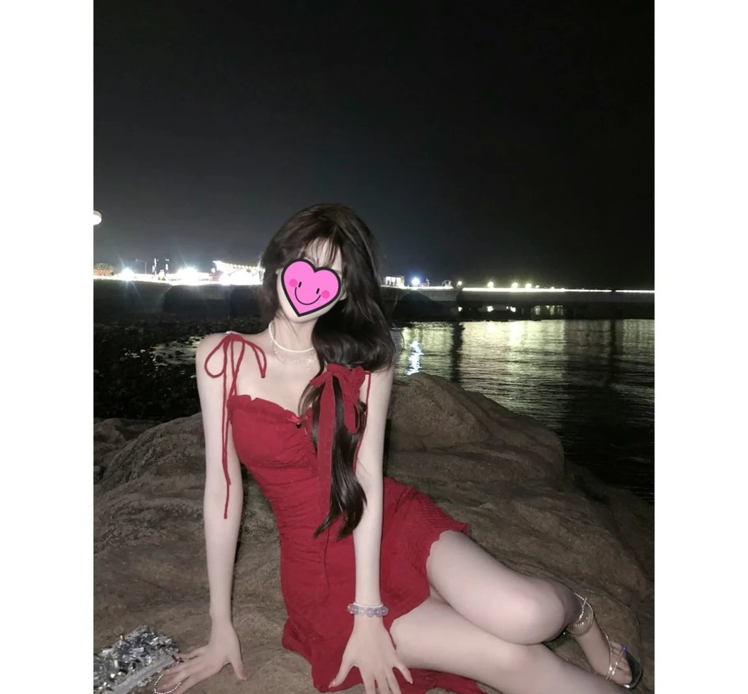 法式复古气质名媛红色不规则连衣裙女夏季收腰显瘦吊带无袖短裙子