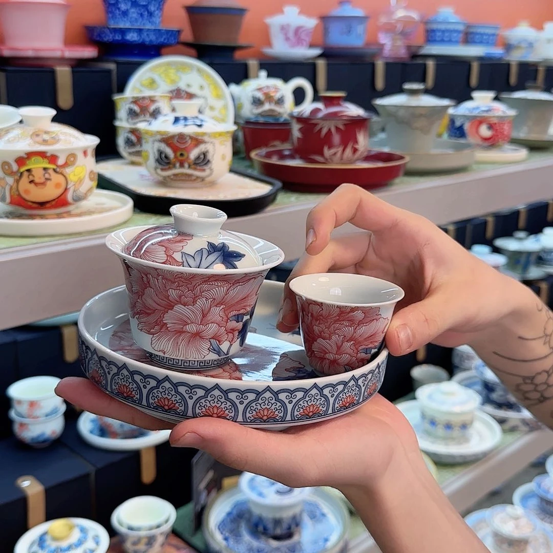 他们还会继续走出阴影和遗憾吧